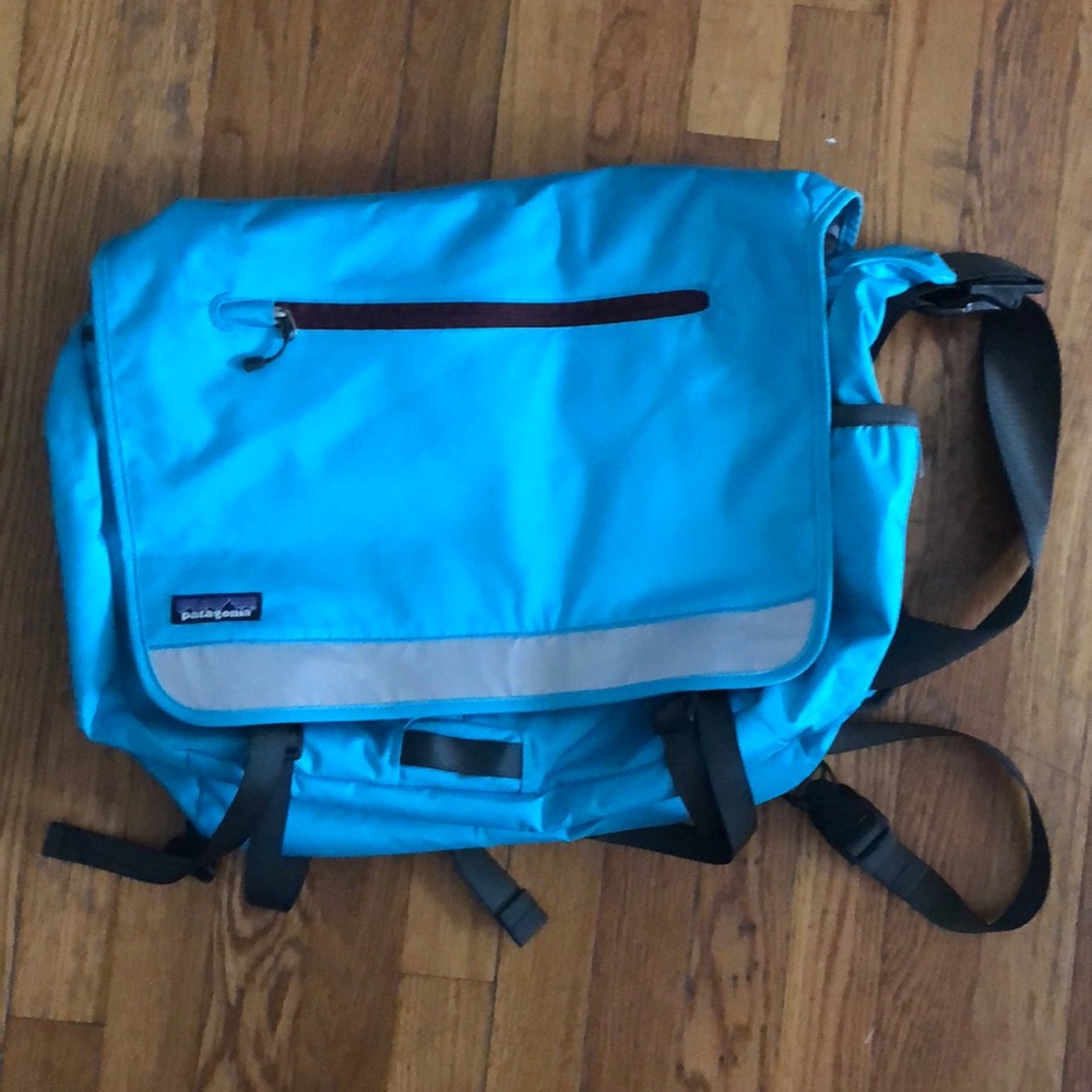 Patagonia messenger bag